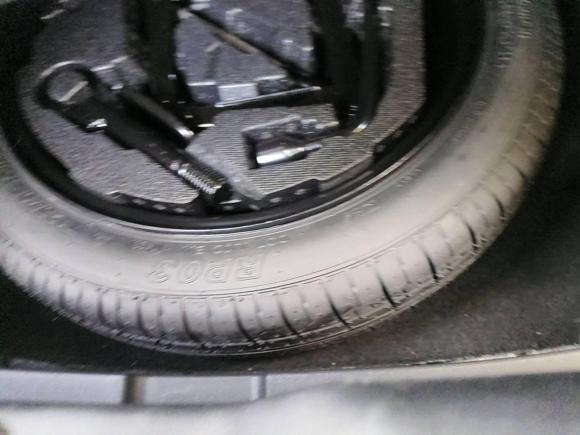 [武汉·鄂A] 二手长安长安UNI-V2023款 1.5T 尊贵型