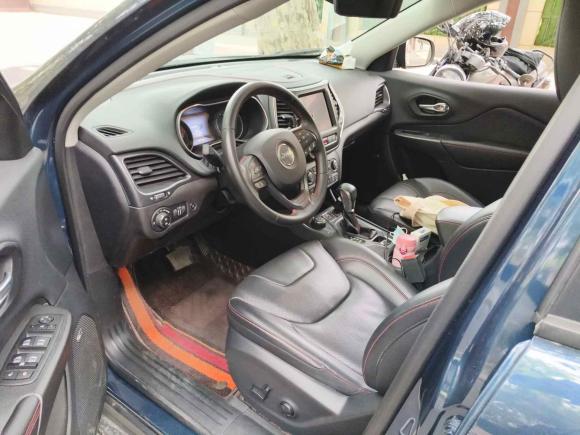 [西安·陕A] 二手Jeep自由光2020款 2.0T 四驱高性能旗舰版