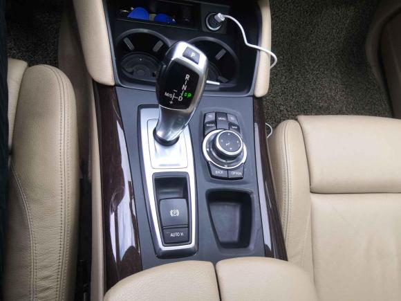 [芜湖·皖B] 二手宝马宝马X62011款 xDrive35i