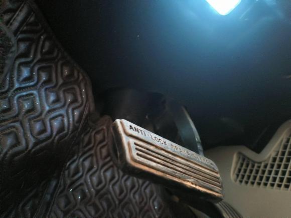 [北京·京A] 二手别克别克GL82011款 3.0L GT豪华商务豪雅版