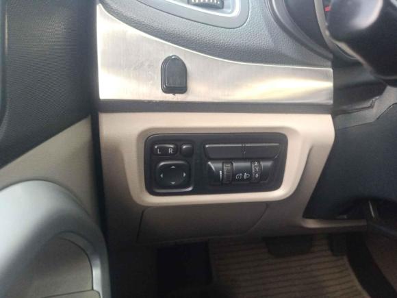 [深圳·粤N] 二手奇瑞瑞虎52014款 2.0L CVT家悦版