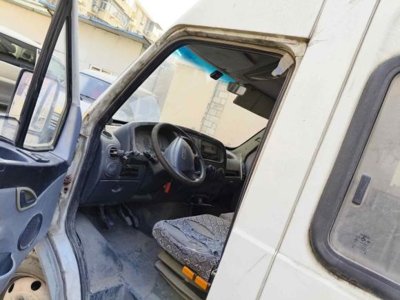 [宁波·沪A] 二手依维柯依维柯褒迪2012款 2.5T-A32 基本型