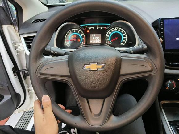 [无锡·苏B] 二手雪佛兰科沃兹2018款 320 自动欣享天窗版