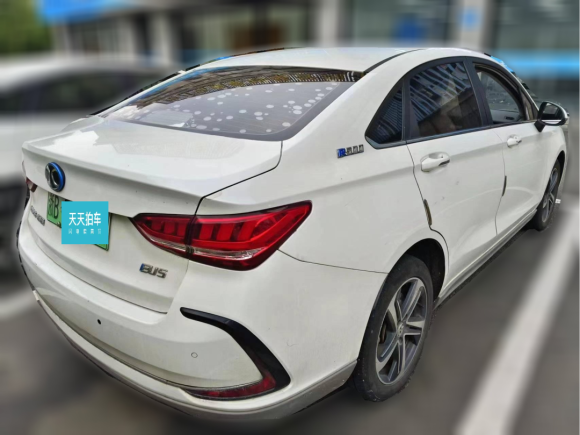 [宁波·浙B] 二手北京汽车北京EU52018款 R500 智风版