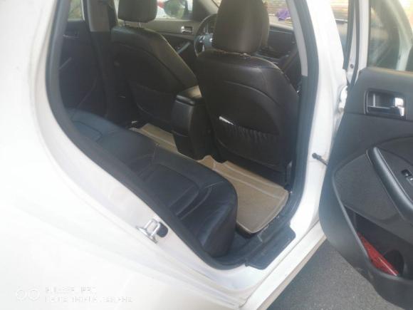 [金华·湘G] 二手起亚起亚K52011款 2.0L 自动DLX