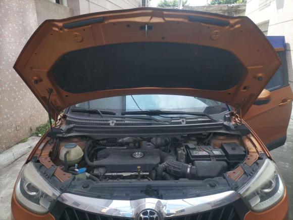 [佛山·粤X] 二手中华中华V32016款 1.5T 自动旗舰型