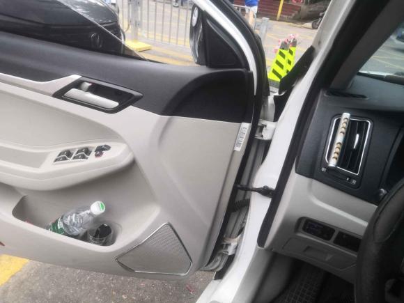 [深圳·粤L] 二手吉利汽车远景2015款 1.5L 手动精英型