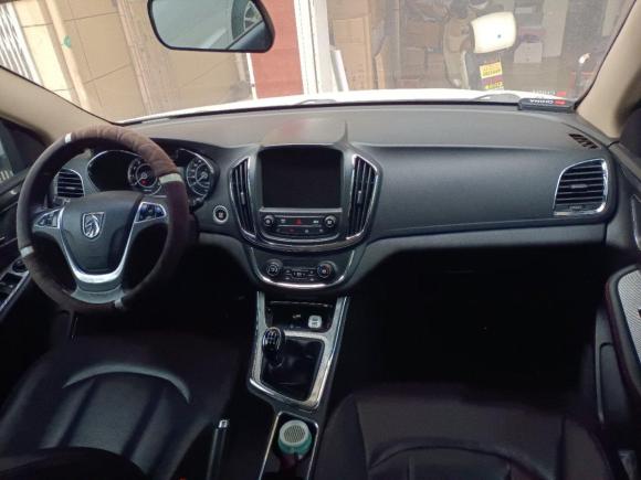 [金华·浙G] 二手宝骏宝骏5602015款 1.8L 手动豪华型