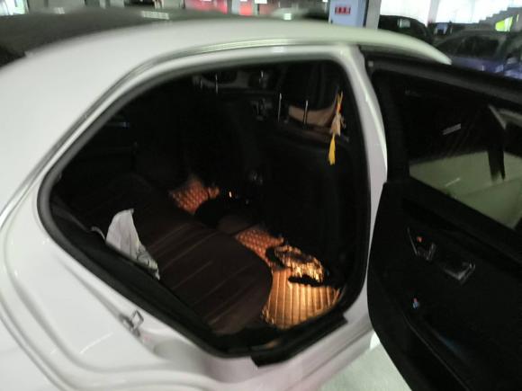 [成都·川A] 二手奔驰奔驰E级2015款 改款 E 260 L 运动型