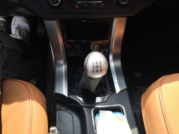 [合肥·皖A] 二手猎豹汽车猎豹Q62015款 2.4L 手动四驱卓越型