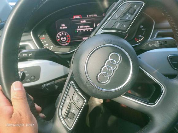 [上海·沪B] 二手奥迪奥迪A4L2018款 30周年年型 40 TFSI 时尚型