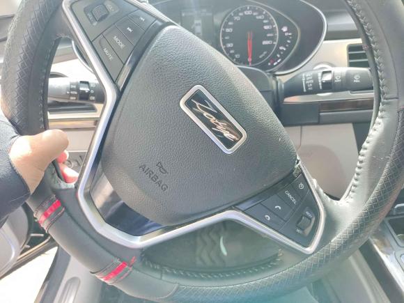 [上海·皖S] 二手众泰众泰Z7002016款 1.8T DCT豪华型