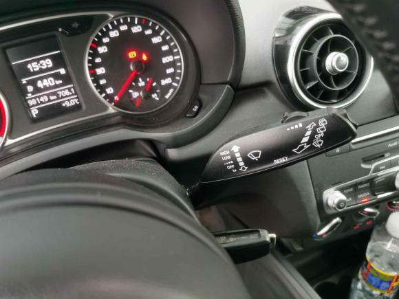 [武汉·鄂A] 二手奥迪奥迪A12016款 30 TFSI Sportback Design风尚版