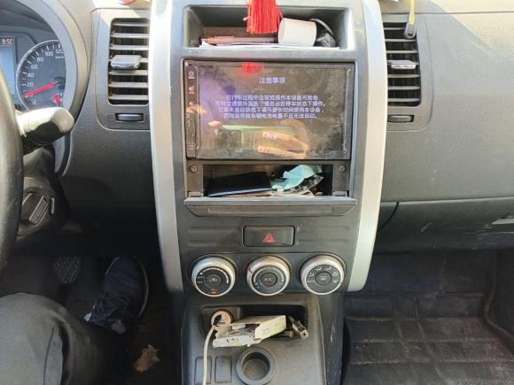 [青岛·鲁B] 二手东风风度东风风度MX62015款 2.0L 手动两驱领航版