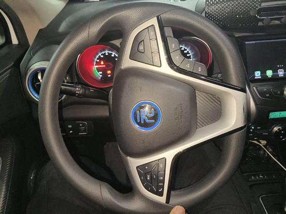 [上海·沪A] 二手比亚迪元新能源2018款 EV360 智联炫酷型