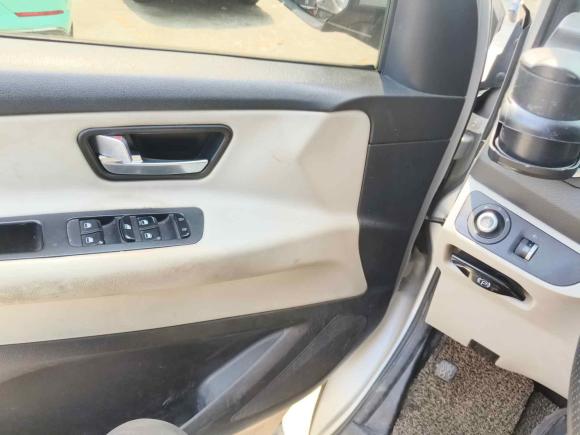 [上海·沪D] 二手华颂华颂72015款 2.0T 自动舒适型