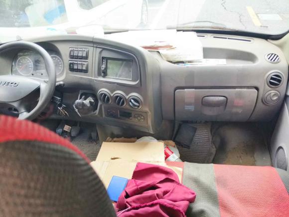 [杭州·浙A] 二手依维柯依维柯褒迪2012款 2.5T-A32 基本型