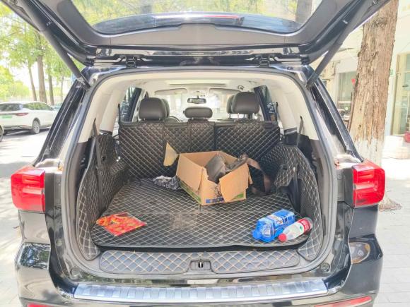 [上海·沪C] 二手荣威荣威RX82019款 30T 智联网四驱超群旗舰版