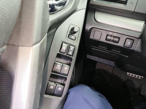 [南京·苏A] 二手斯巴鲁森林人2013款 2.5i 自动精英版