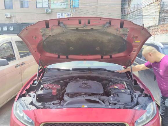 [佛山·粤Y] 二手捷豹捷豹F-PACE2016款 2.0T 两驱R-Sport运动版