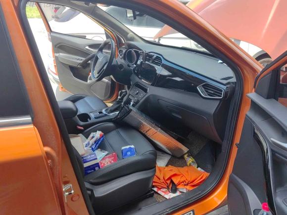 [杭州·浙A] 二手名爵锐腾2015款 1.5TGI TST豪华版