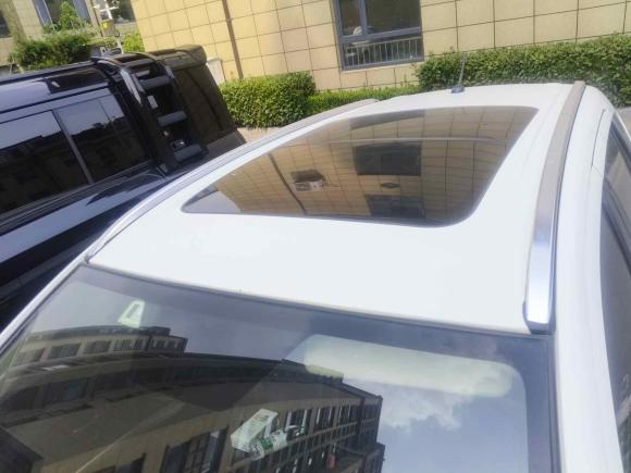 [青岛·鲁U] 二手铃木锋驭2014款 1.6L CVT两驱精英型