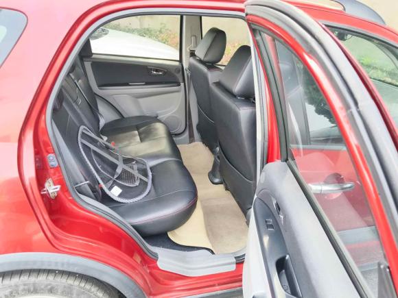 [南京·苏A] 二手铃木天语 SX42011款 两厢 1.6L 自动灵动型