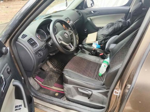[广州·鄂B] 二手斯柯达Yeti2016款 1.4TSI DSG前行版