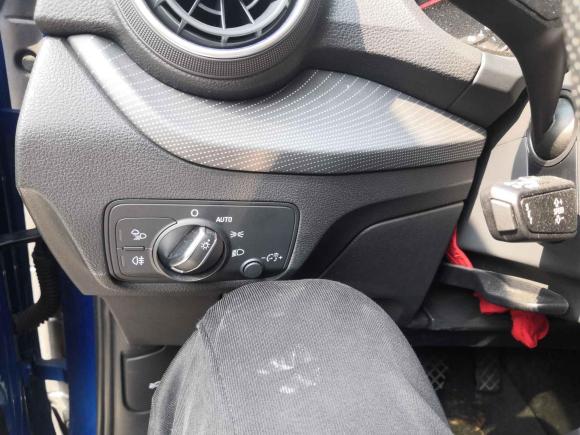 [广州·粤A] 二手奥迪奥迪Q2L2021款 35 TFSI 时尚动感型