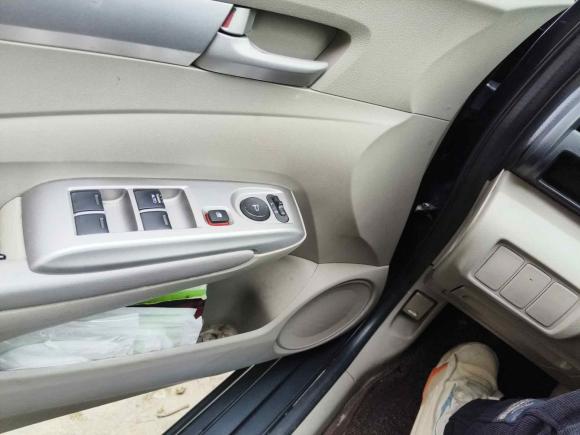 [上海·苏B] 二手本田锋范经典2011款 1.5L 自动精英品致版