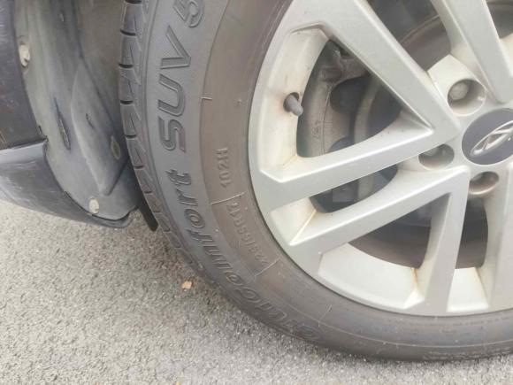 [上海·苏F] 二手奇瑞瑞虎52014款 2.0L CVT家悦版