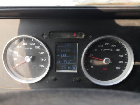 [济南·鲁A] 二手依维柯依维柯得意2017款 2.8T V35箱货3座43S5