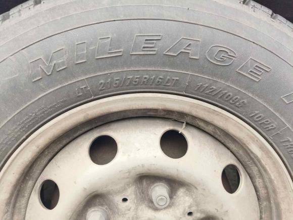 [苏州·苏U] 二手福田图雅诺2020款 2.5T 手动通途长轴中顶5/6/7座4J25TC3