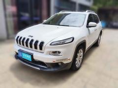 [上海·鲁A] Jeep自由光2017款 2.0L 优越版