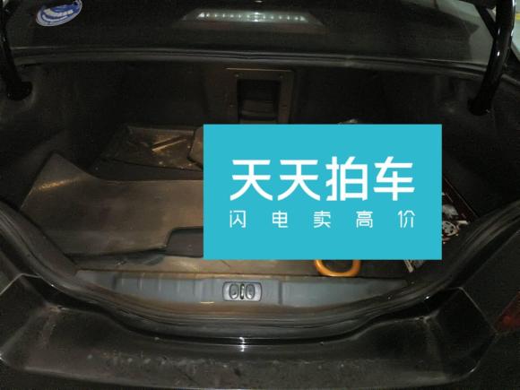 [南京·苏A] 二手标致标致5082011款 2.3L 自动豪华版