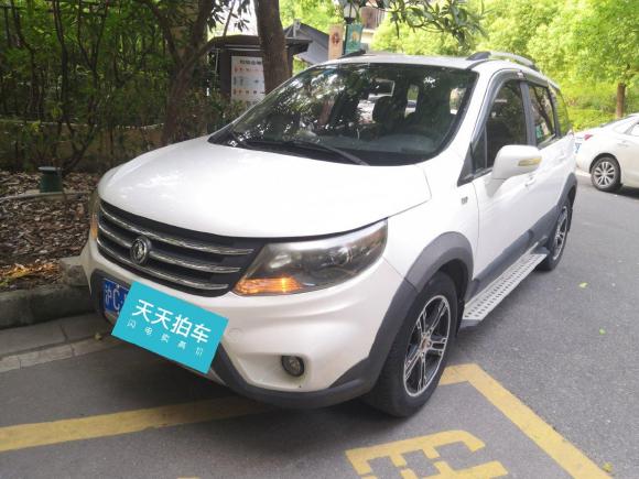 [上海·沪C] 二手东风风行景逸SUV2012款 1.6L 尊享型