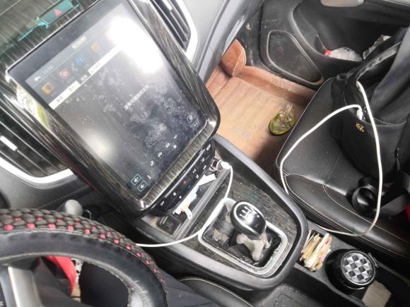 [成都·川A] 二手SWM斯威汽车SWM斯威X72016款 1.5T 手动豪华型 7座