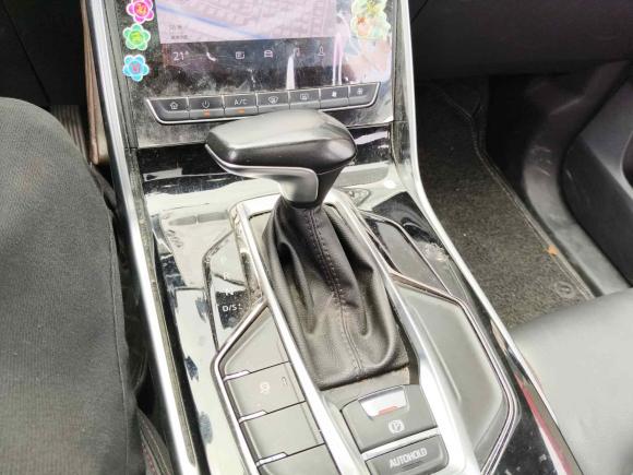 [上海·沪A] 二手上汽大通MAXUS大通D602019款 1.5T 自动潮享版 6座