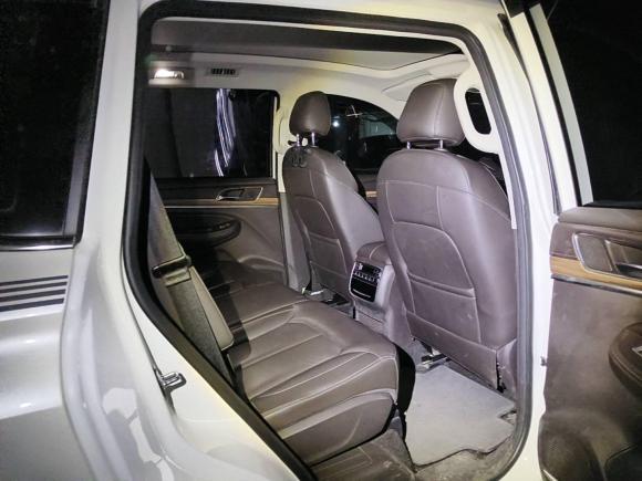 [上海·沪A] 二手荣威荣威RX82018款 30T 智联网四驱至尊版