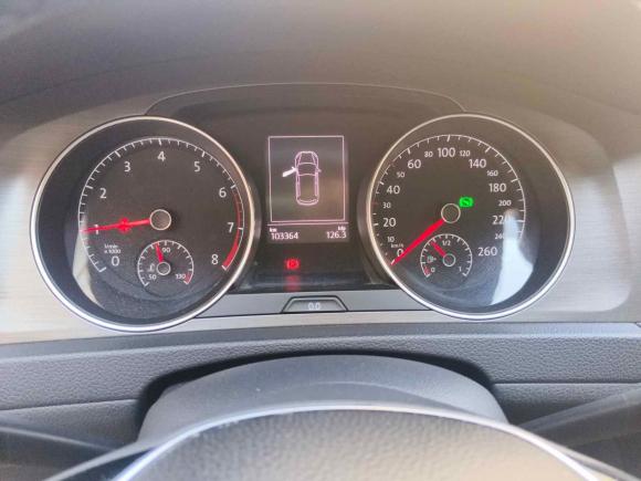 [上海·苏J] 二手大众高尔夫2016款 230TSI 自动豪华型