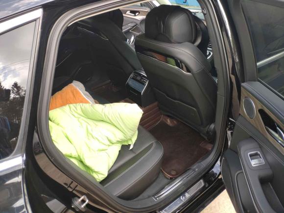 [苏州·苏U] 二手红旗红旗H92020款 2.0T 智联旗享版