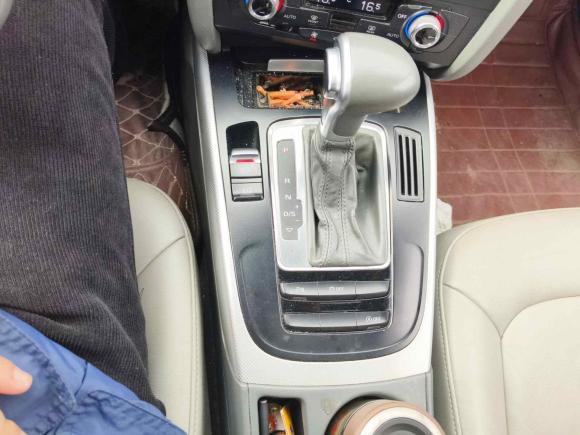 [芜湖·苏A] 二手奥迪奥迪A4L2015款 35 TFSI 自动标准型