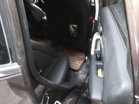 [西安·陕A] 二手哈弗哈弗H22016款 红标 1.5T 自动两驱尊贵型