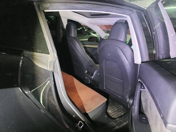 [上海·沪A] 二手特斯拉Model 32021款 标准续航后驱升级版