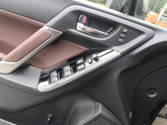 [成都·川A] 二手斯巴鲁森林人2016款 2.5i 尊贵导航版