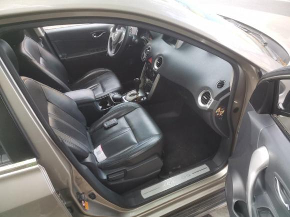 [上海·沪C] 二手雷诺科雷傲2010款 2.5L 两驱时尚型