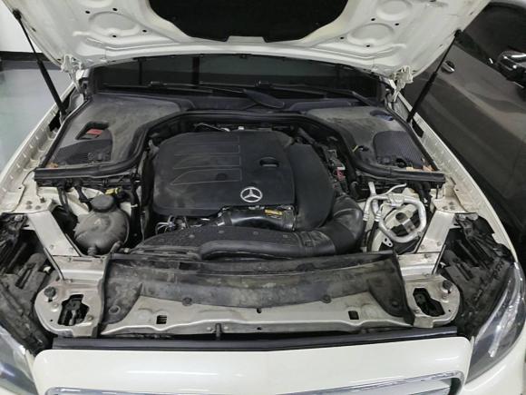 [嘉兴·浙F] 二手奔驰奔驰E级2019款 改款 E 300 L 运动豪华型