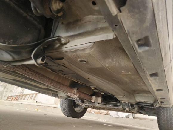 [佛山·粤X] 二手路虎神行者22013款 2.2T SD4 SE柴油版