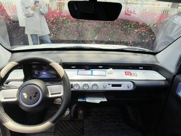 [上海·苏E] 二手五菱汽车宏光MINIEV2022款 GAMEBOY 200km 玩咖款 磷酸铁锂