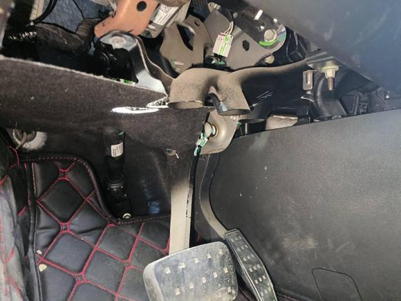 [广州·粤A] 二手凯迪拉克凯迪拉克XT52016款 28T 四驱豪华型